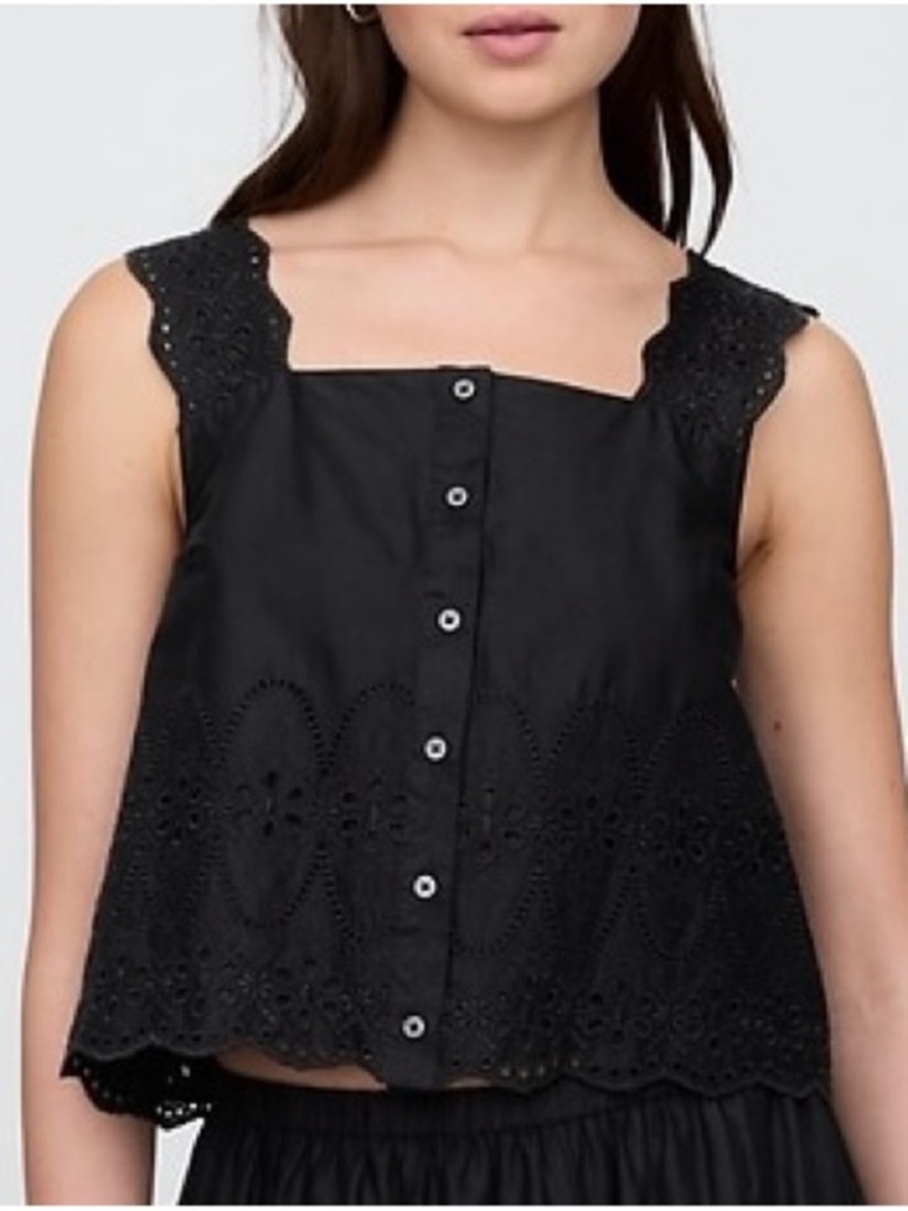 GAP black eyelet tank